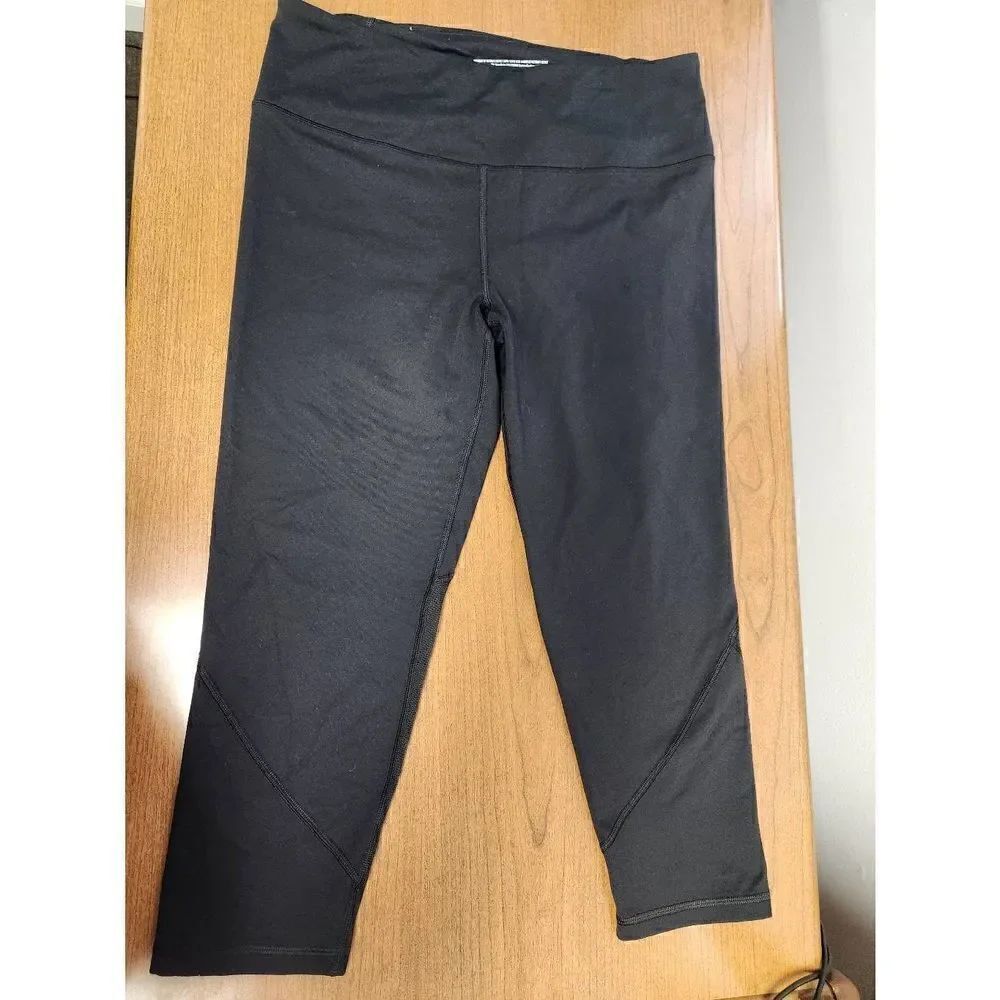 VXS Large capris black leggings
